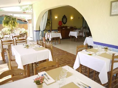 Camping - Mauroux - Midi-Pyrénées - Village Vacances des Cigales