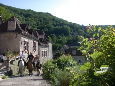 Camping - Mauroux - Midi-Pyrénées - Village Vacances des Cigales