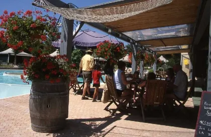 Camping - Saint-Sozy - Midi-Pyrénées - Village Vacances du Port