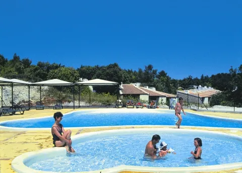 Camping - Murs - Grand Centre - Village Vacances La Jaumière