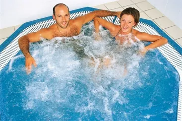 Camping - Saissac - Languedoc-Roussillon - Village Vacances L'Amagatal