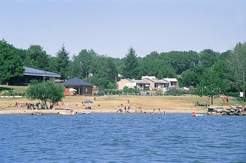 Camping Village Vacances Le Lévézou - Villefranche-de-Panat