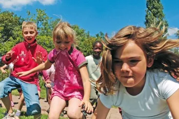 Camping - Forges-les-Eaux - Haute-Normandie - Village Vacances Le Milcipie