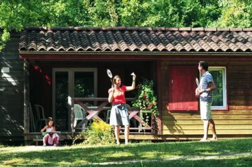 Camping - Prayssac - Midi-Pyrénées - Village Vacances Les Bois de Prayssac