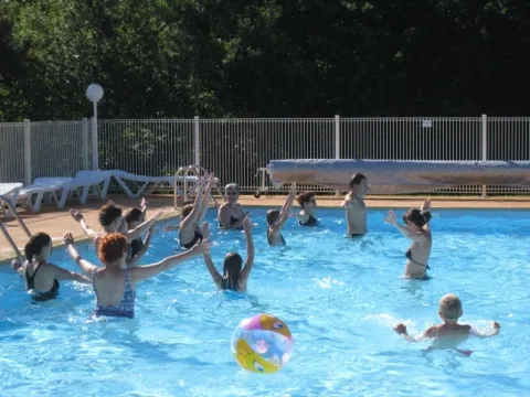 Camping - Meymac - Limousin - Village Vacances Les Logis de Sechemailles
