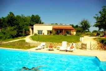 Camping - Brantôme - Aquitaine - Village vacances L'Hermitage des 4 saisons