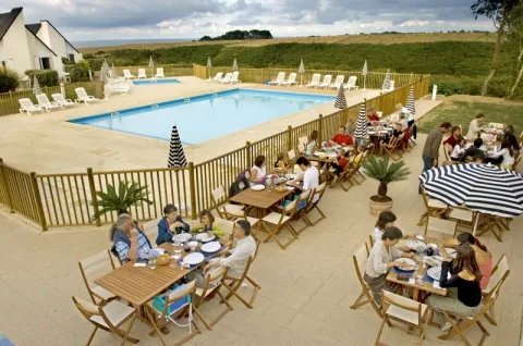 Camping - Le Palais - Bretagne - Village Vacances Port Collen