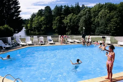 Camping - Eygurande - Limousin - Villages Le Pays d'Eygurande
