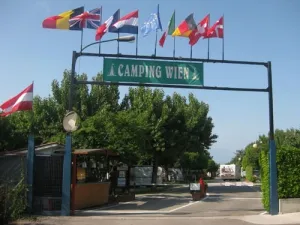 Camping Wien - Peschiera del Garda