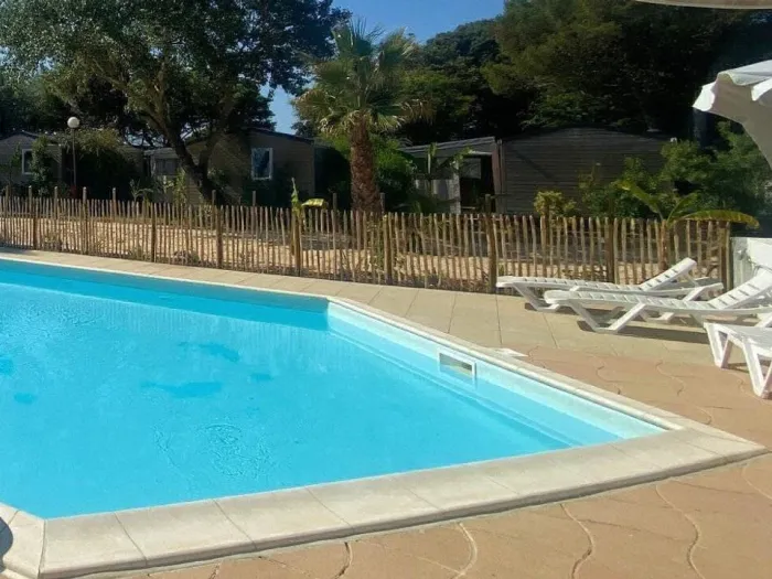 Camping - Angoulins - Poitou-Charentes - A La Corniche
