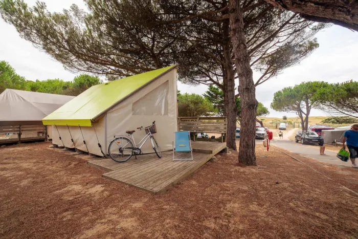 Camping - Le Bois-Plage-en-Ré - Poitou-Charentes - Antioche