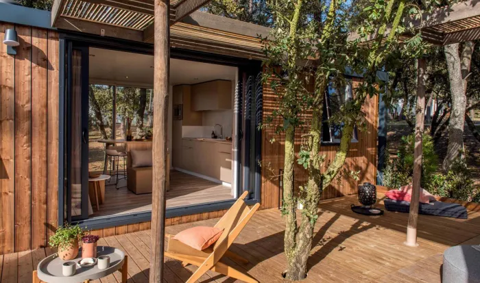 Camping - Roquebrune-sur Argens - Provence-Alpes-Côte d'Azur - Au Paradis des Campeurs