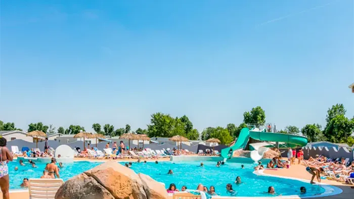 Camping au Vents des Marais - Longeville sur Mer