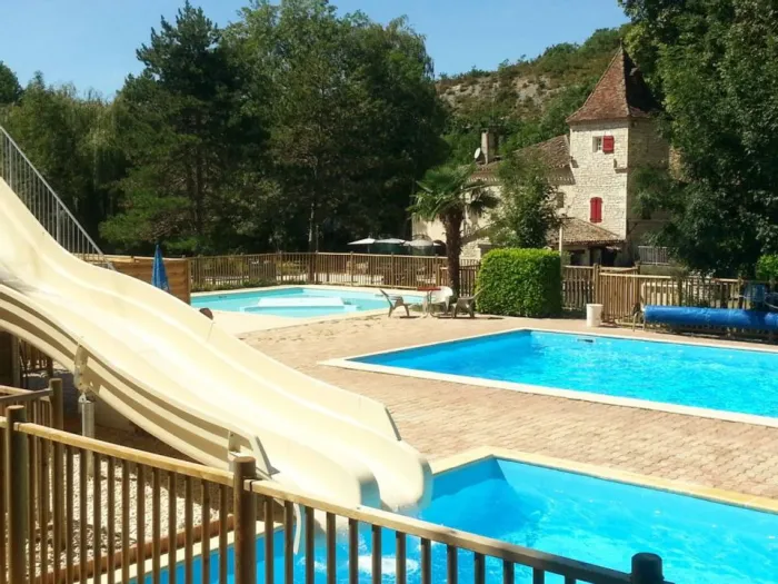 Camping - Saint-Pantaléon - Midi-Pyrénées - Camping des Arcades