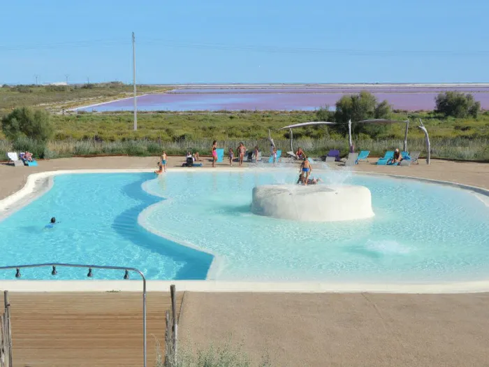 Camping - Arles - Provence-Alpes-Côte d'Azur - Camping Les Bois Flottés