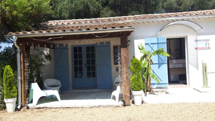 Camping - Ramatuelle - Provence-Alpes-Côte d'Azur - Camping Pinet Domaine Cézanne