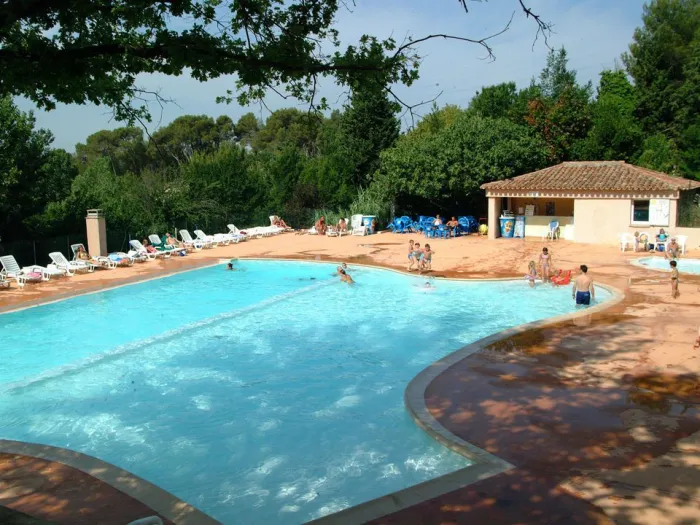 Camping - Aix-en-Provence - Provence-Alpes-Côte d'Azur - Camping Aix-en-Provence