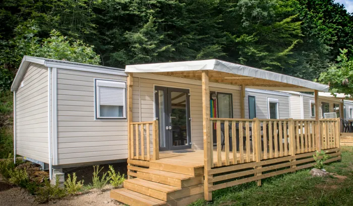 Camping - Argentat - Limousin - Château du Gibanel