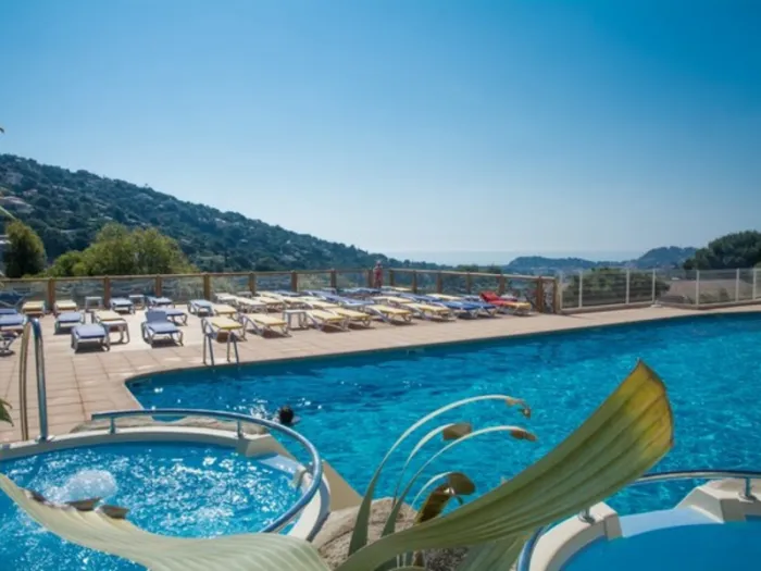 Camping - Cavalaire-sur-Mer - Provence-Alpes-Côte d'Azur - Cros de Mouton