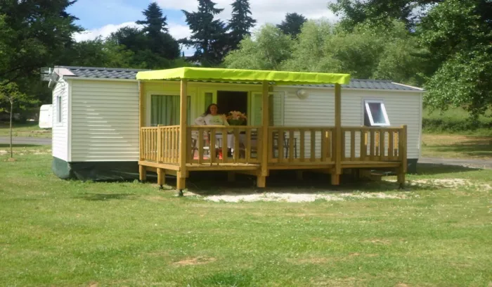 Camping - Civray - Poitou-Charentes - de Civray