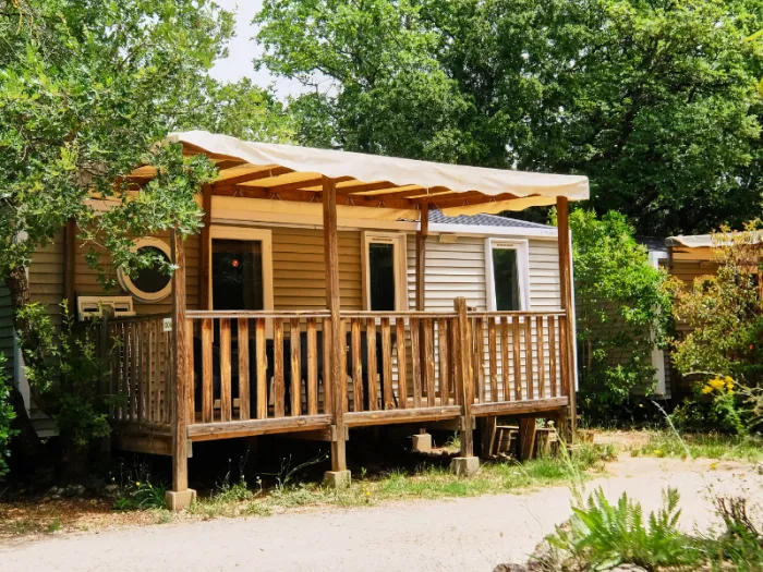 Camping - Saint-Saturnin-lès-Apt - Provence-Alpes-Côte d'Azur - Domaine des Chênes Blancs