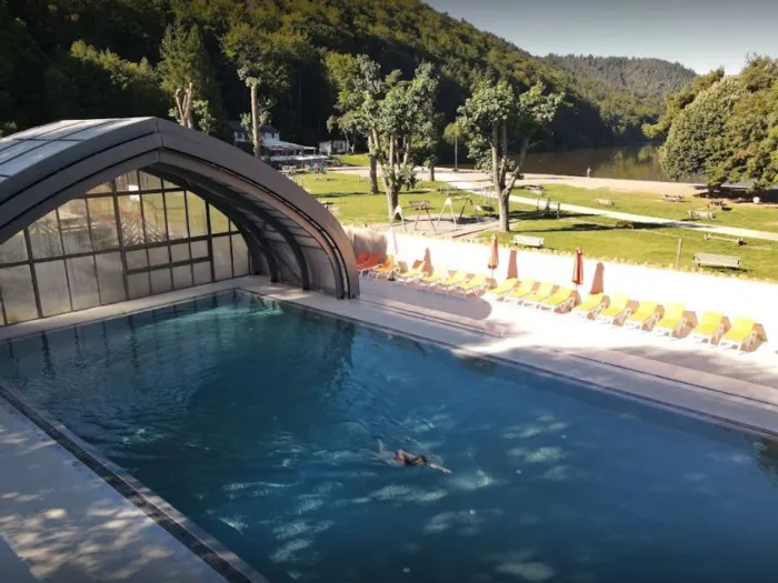 Camping - Murol - Auvergne - Domaine du Lac Chambon