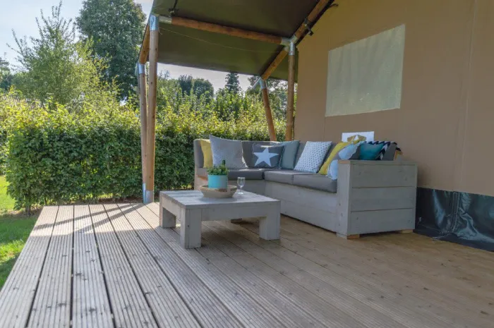 Camping - Saint-Félix - Auvergne - Domaine La Belle St-Fli