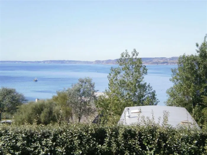 Camping - Plomodiern - Bretagne - Goulit Ar Guer