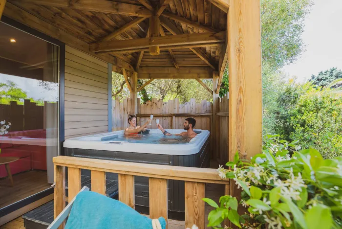 Camping - Hyères - Provence-Alpes-Côte d'Azur - International et Spa