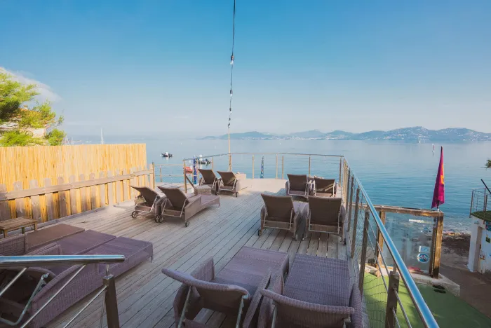Camping - Hyères - Provence-Alpes-Côte d'Azur - International et Spa