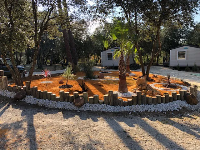 Camping - Roussillon - Provence-Alpes-Côte d'Azur - L'Arc en Ciel
