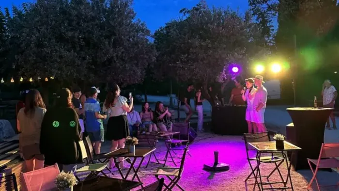 Camping - Arles - Provence-Alpes-Côte d'Azur - L'Arlésienne