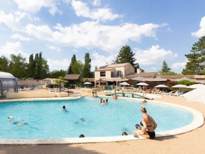 Camping - Dauphin - Provence-Alpes-Côte d'Azur - L'eau Vive