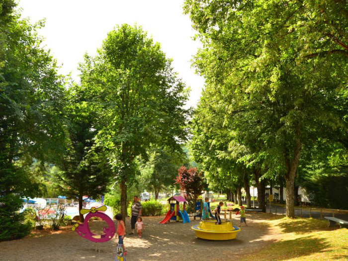 Camping - Murol - Auvergne - L'Europe - Image #9
