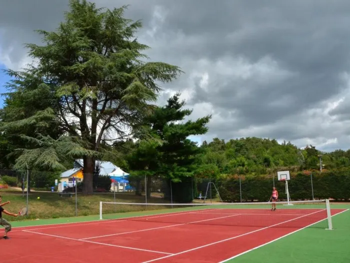 Camping - Murol - Auvergne - L'Europe