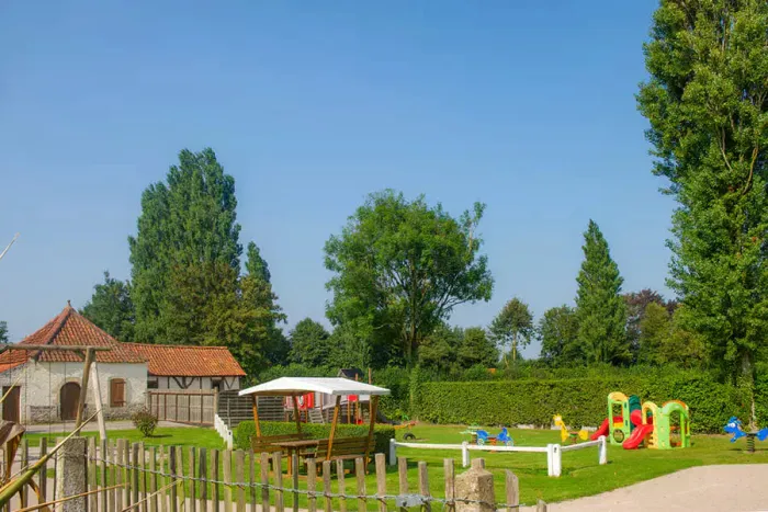 Camping - Guînes - Nord-Pas de Calais - La Bien Assise