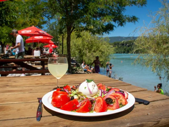 Camping - Cabrières-d'Aigues - Provence-Alpes-Côte d'Azur - La Bonde