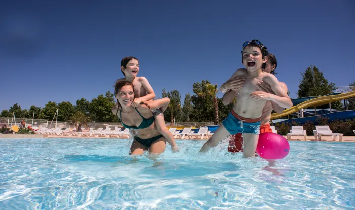 Camping - Vias - Languedoc-Roussillon - La Carabasse