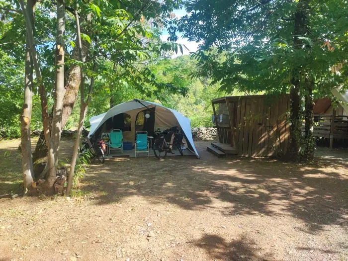 Camping - Gravières - Rhône-Alpes - La Châtaigneraie