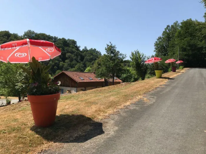 Camping - Jumilhac-le-Grand - Aquitaine - La Chatonnière