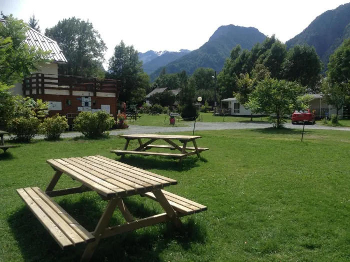 Camping - Le Bourg-d'Oisans - Rhône-Alpes - La Ferme de Noemie