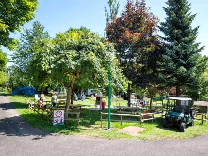 Camping - Saint-Bonnet-près-Orcival - Auvergne - La Haute Sioule