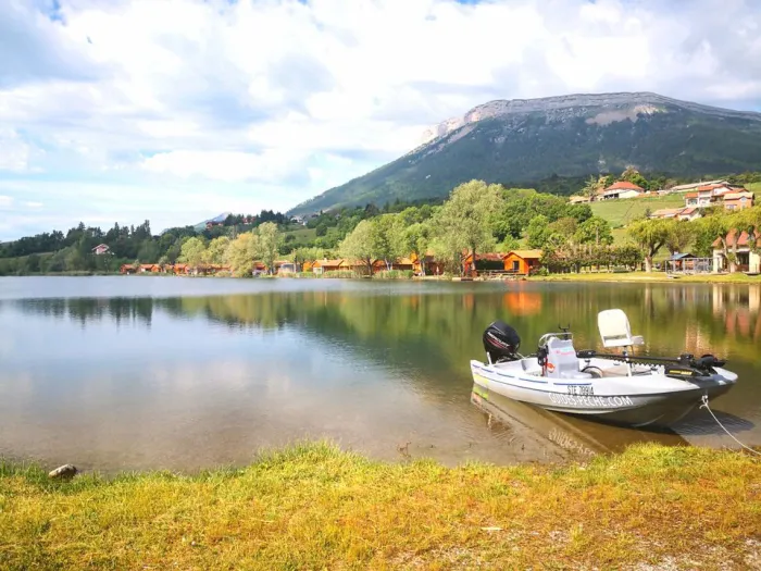 Camping - La Freissinouse - Provence-Alpes-Côte d'Azur - La Motte Flottante