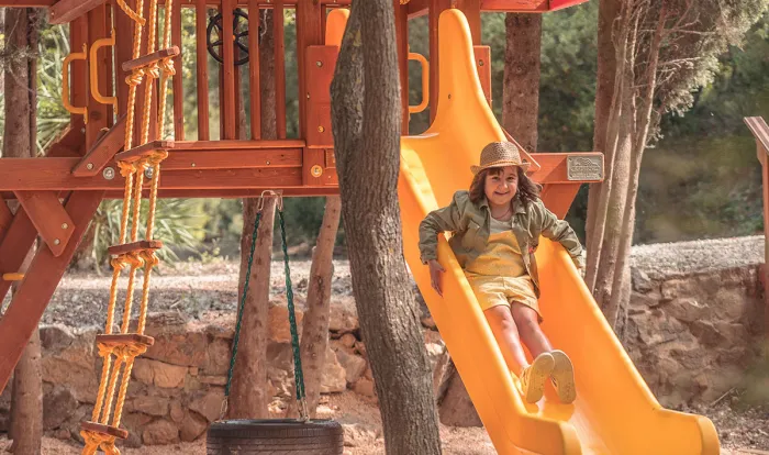 Camping - Tuchan - Languedoc-Roussillon - La Peirière