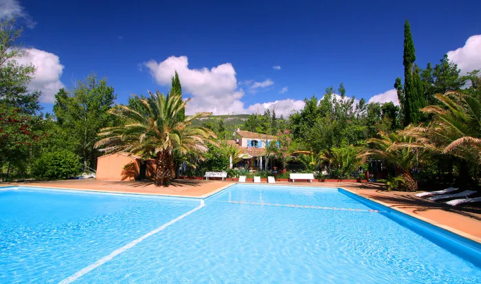 Camping - Tuchan - Languedoc-Roussillon - La Peirière