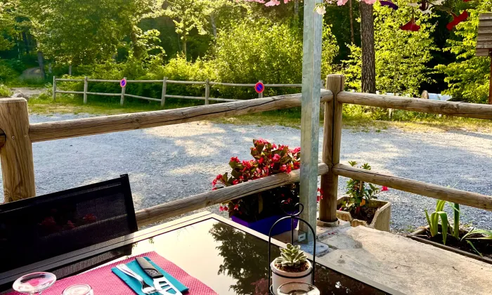 Camping - La Bréole - Provence-Alpes-Côte d'Azur - La Pierre de l'Aigle