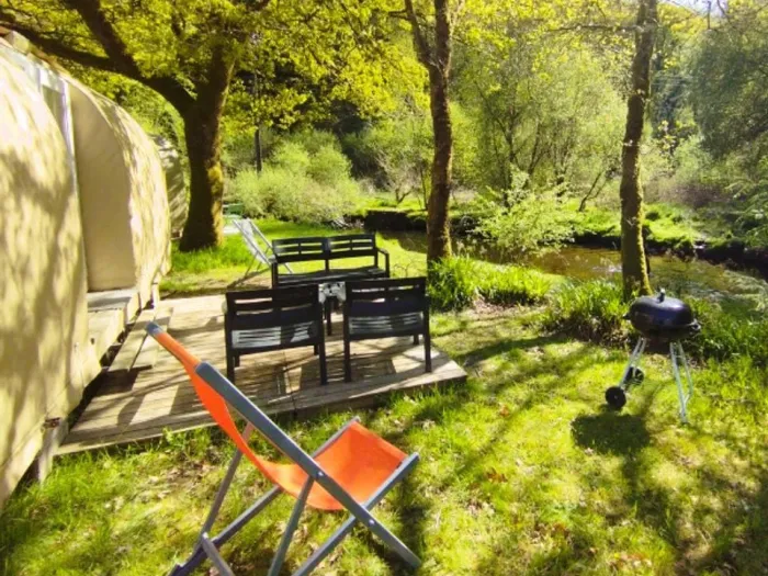 Camping - Huelgoat - Bretagne - La Rivière d'Argent