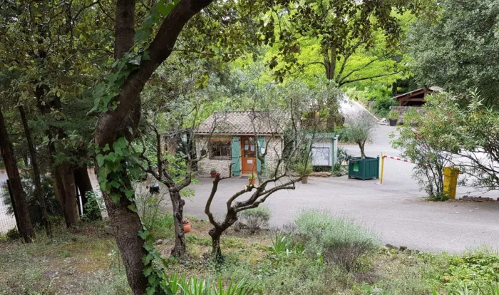 Camping - Bollène - Provence-Alpes-Côte d'Azur - La Vallée de Barry