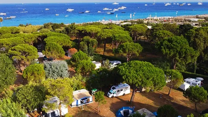 Camping - Ramatuelle - Provence-Alpes-Côte d'Azur - La Vigneraie 1860