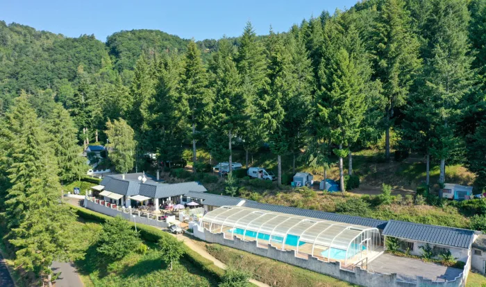 Camping - Neuvéglise - Auvergne - Le Belvédère